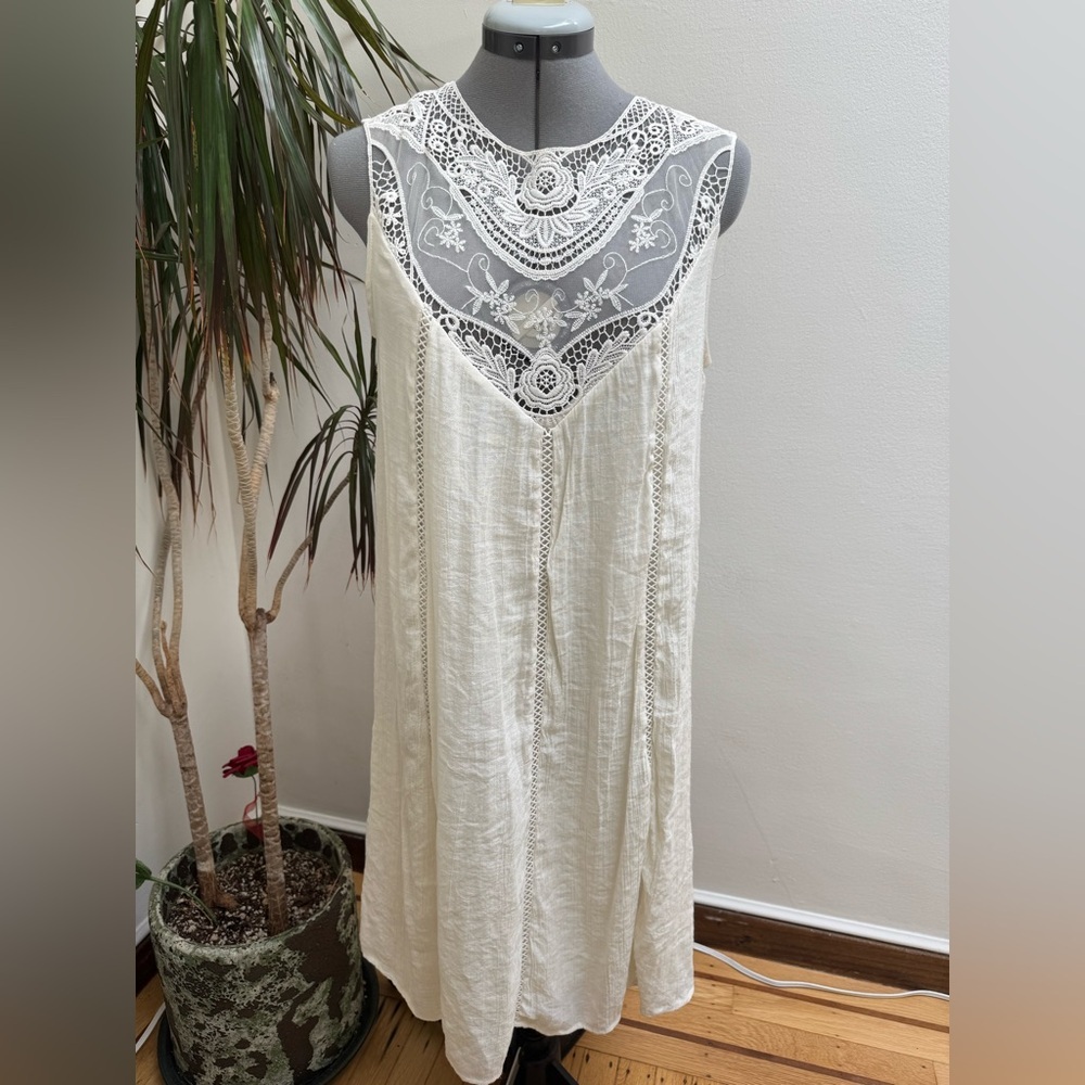 Wrangler Ivory Crochet Lace Mesh Inset Boho Shift Dress - Picture 1 of 4